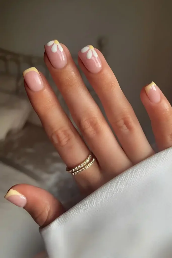 Butter Yellow French Nails With Daisies