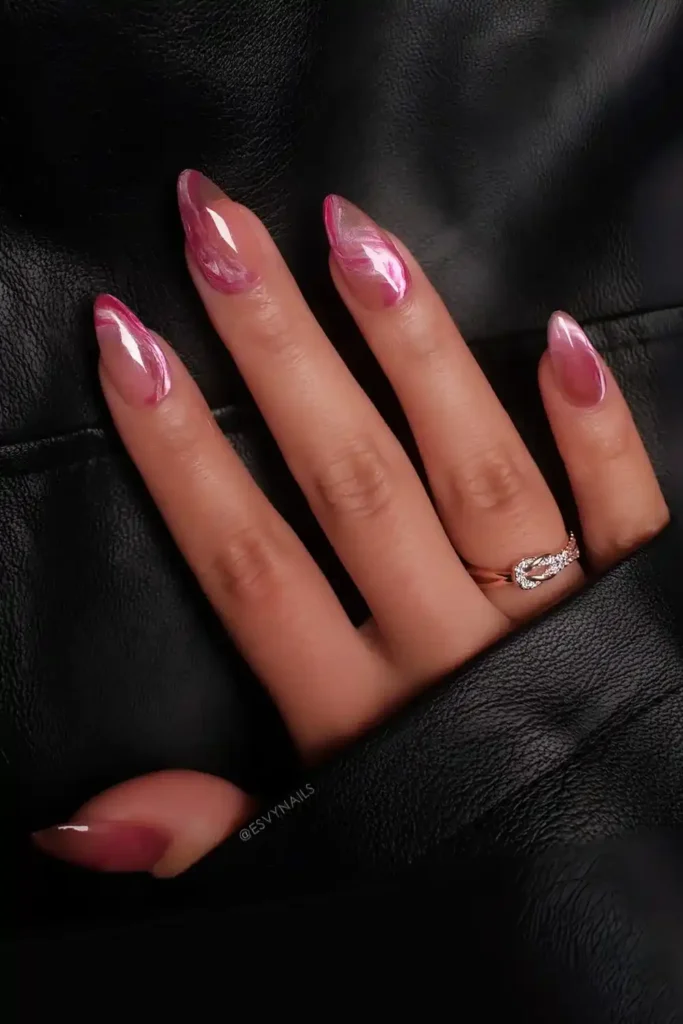 Pink Marble Cat Eye Nails With a Mesmerizing Effect