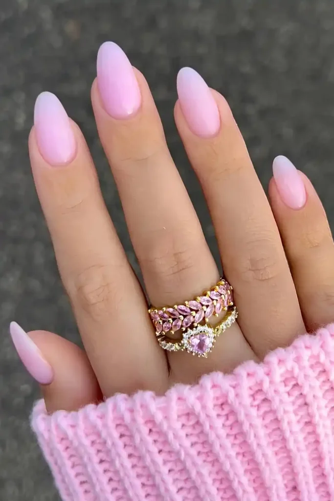 Solid Pink Winter Manicure That Never Goes Out of Style