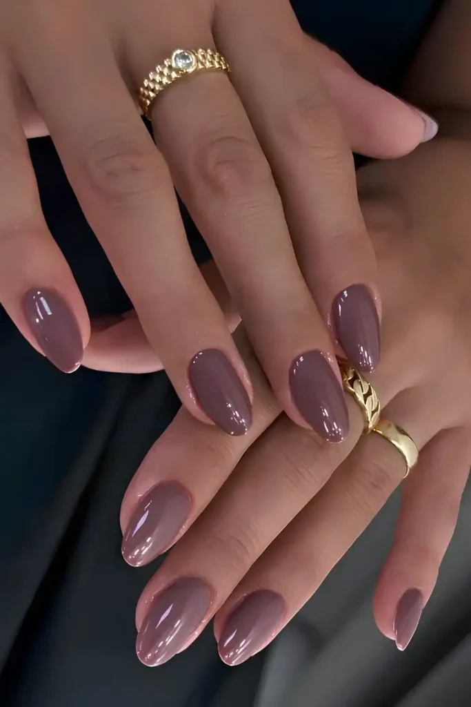 Almond Mauve Manicure for a Soft Sophisticated Look