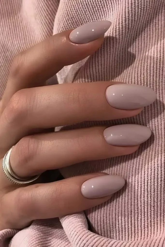 Classy Dusty Rose Manicure That Never Goes Out of Style