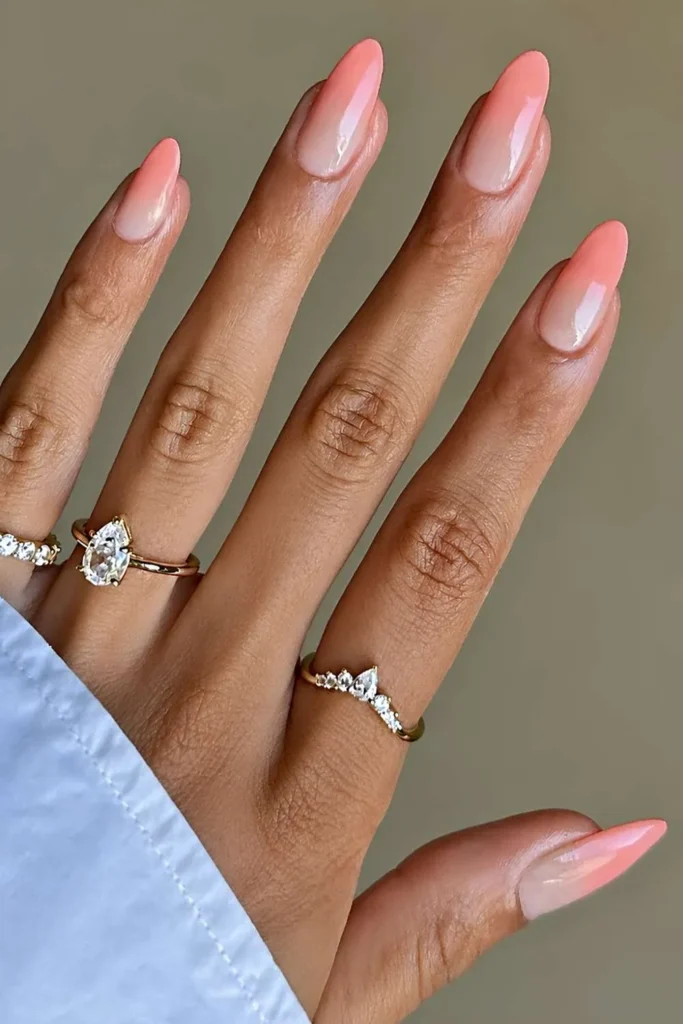 Coral Peach Ombre Manicure With a Soft Seamless Blend