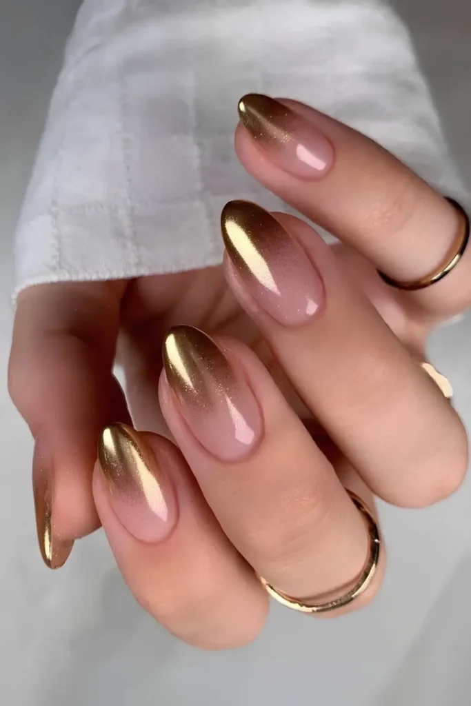 Gold Chrome Ombre Manicure With a Smooth Glamorous Blend