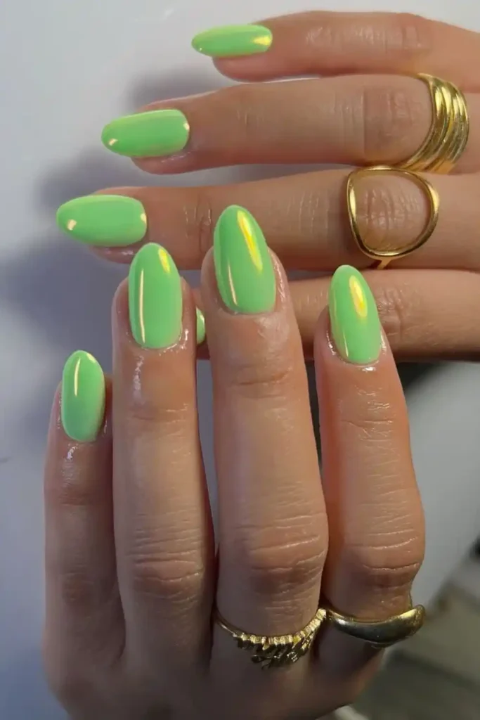 Mint Green Chrome Nails With a Glossy Shine