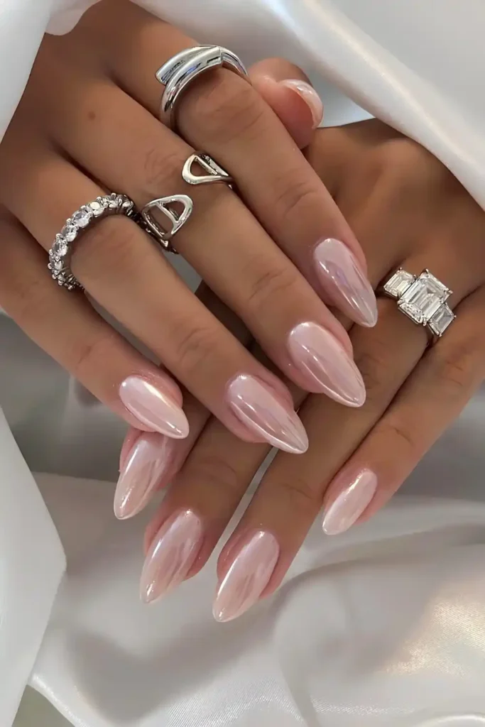 Neutral Chrome Nails With a Stunning Mirror Shine