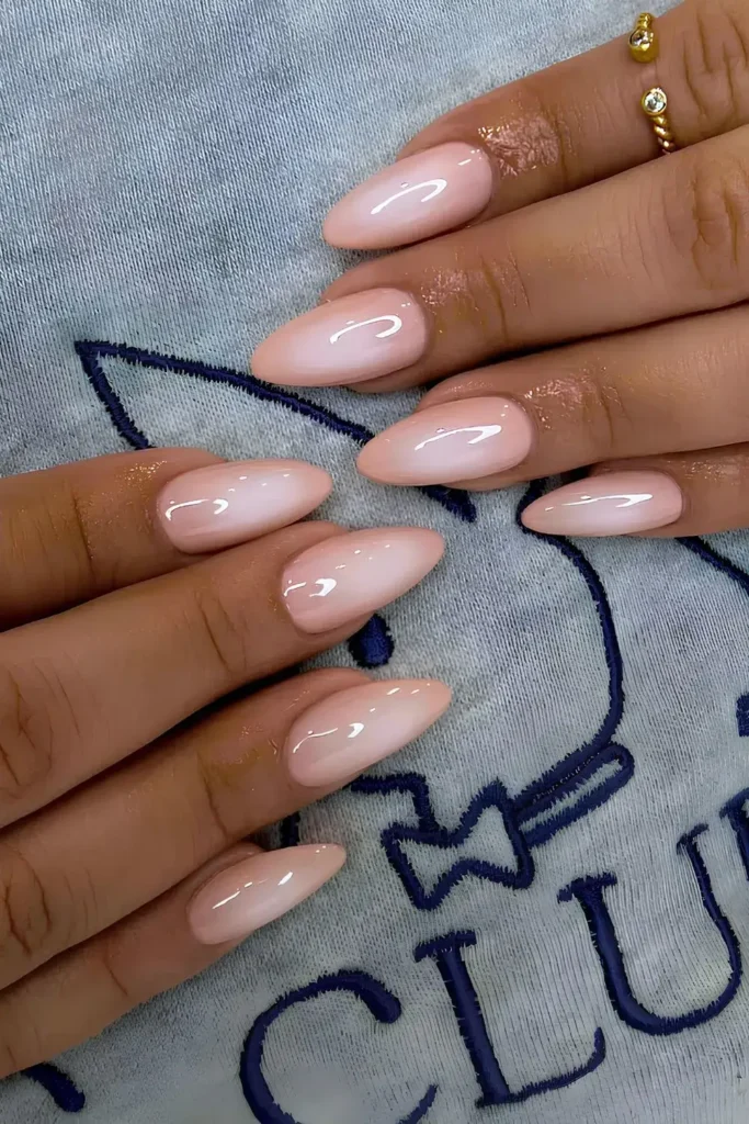 Peach and White Aura Effect Nails for a Soft Dreamy Look