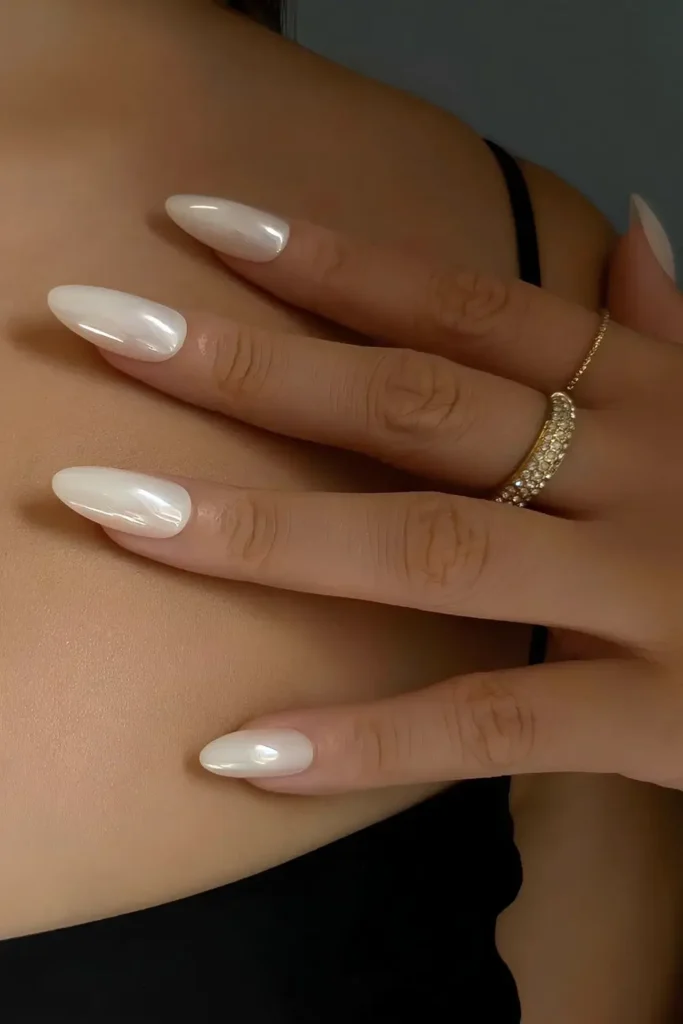 White Nails With Heart and Glitter Accent That Feel Sweet and Chic