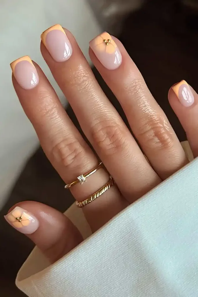 Short Peach French Mani With Floral Art That Feels Fresh and Delicate