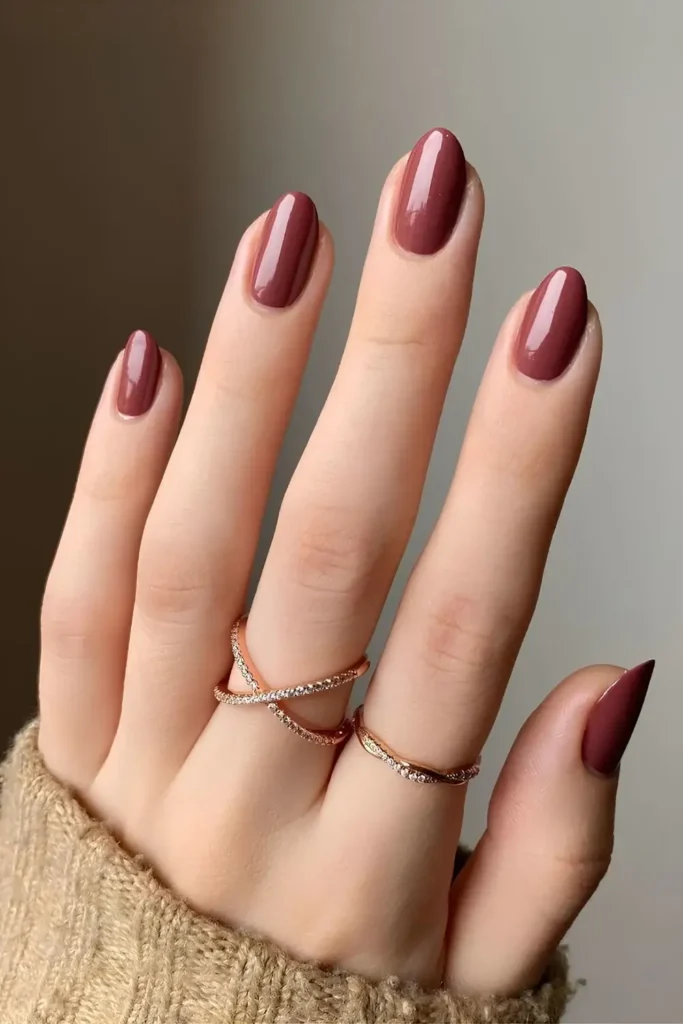 Solid Mauve Taupe Nails That Never Go Out of Style