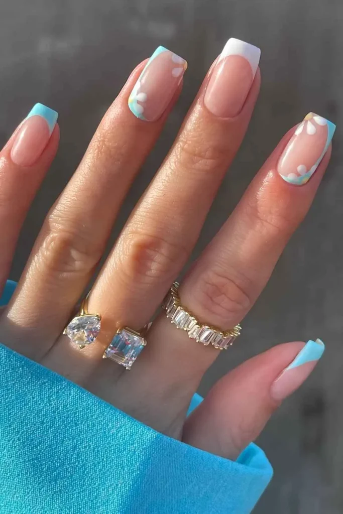 White and Blue Mani With Accent Daisies for a Fresh Floral Look