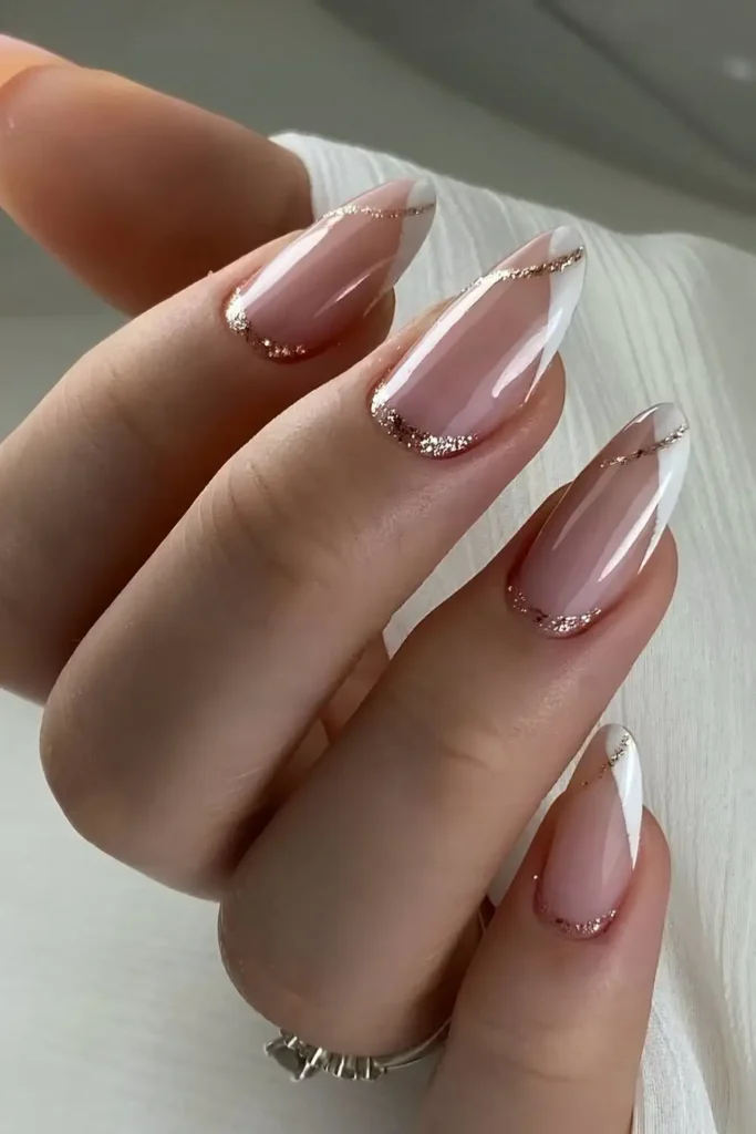 White and Gold Glitter French Manicure for an Elegant Look